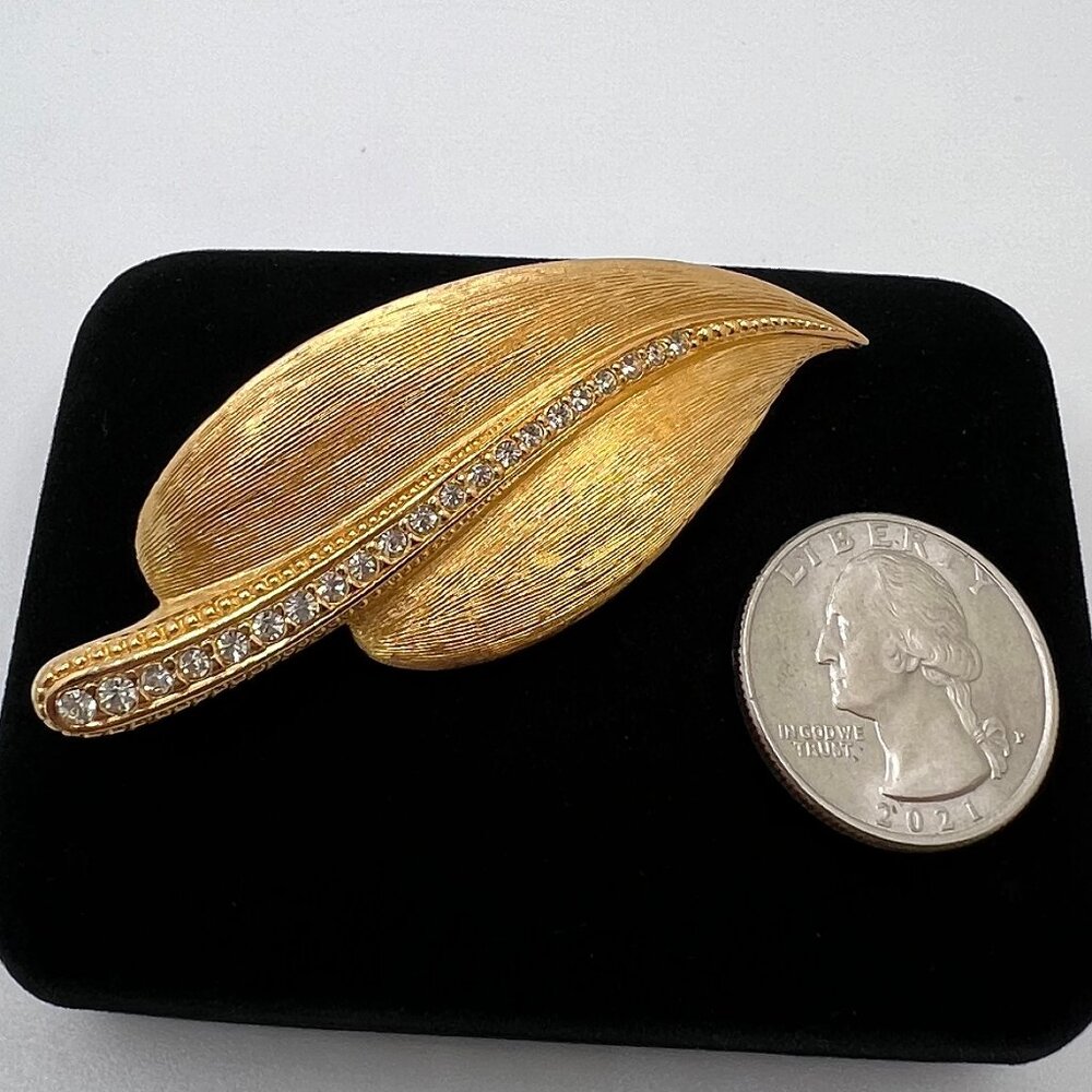 Christian Dior Brushed Gold Leaf Brooch - Picture 3 of 5